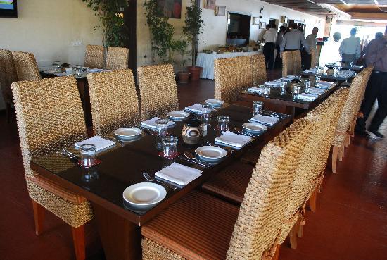 Suryavilas Luxury Spa and Resort Kasauli Restaurant